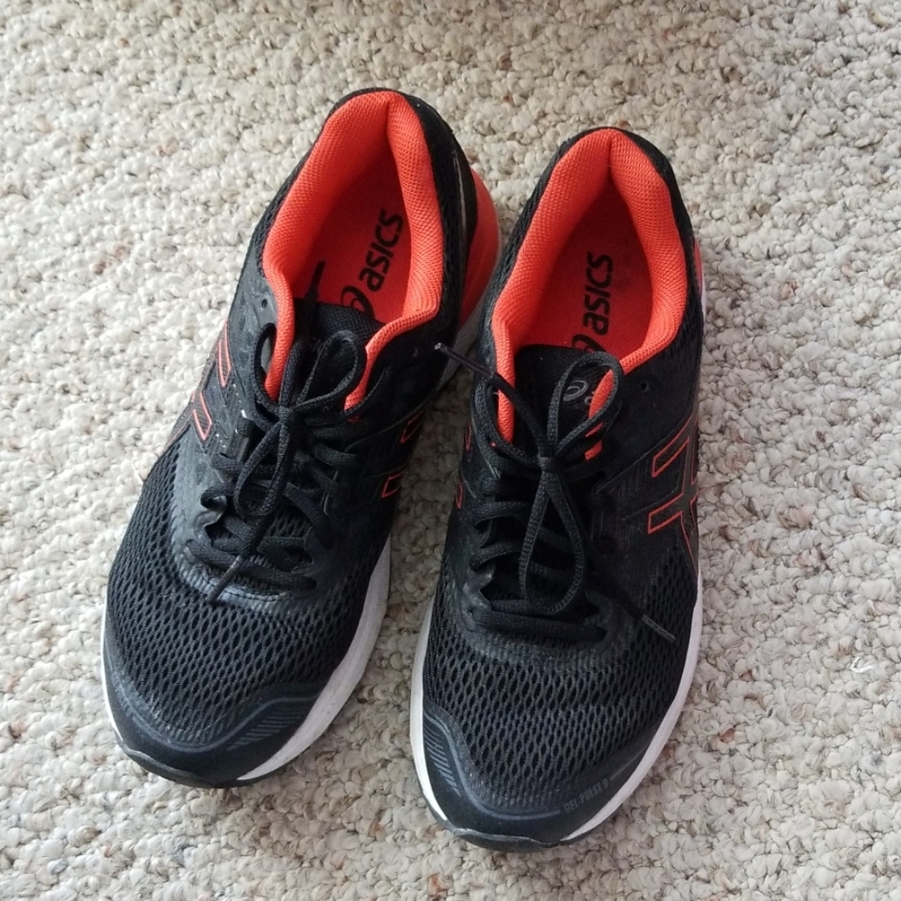 AUTHENTIC ASICS sneakers